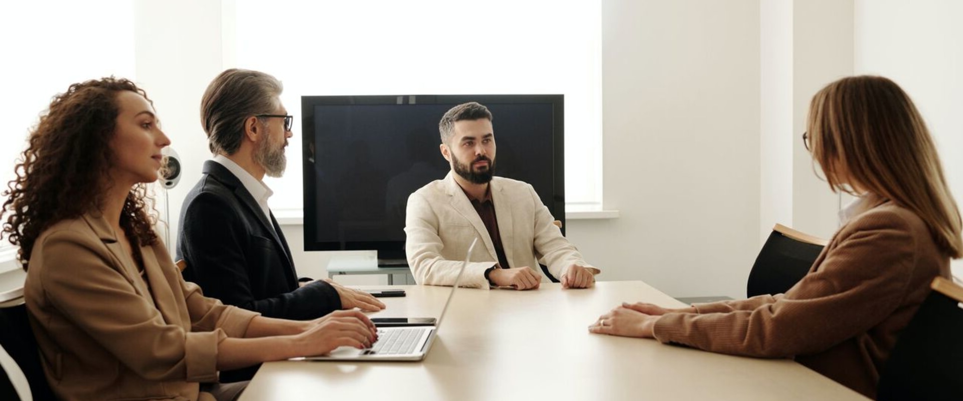 Top Companies to Work for as In-House Counsel - A Comprehensive Guide