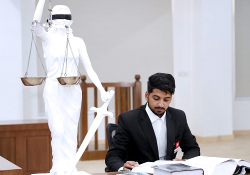Pros and Cons of Different Locations for Law School
