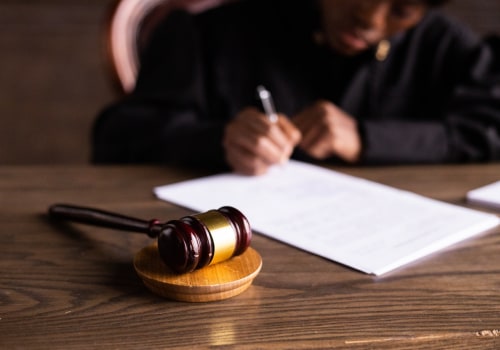 Pros and Cons of a Bachelor's Degree in Law
